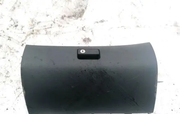 Toyota Avensis T250 Glove box 5555005070 55550-05070