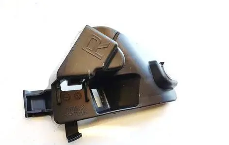 Rear bumper mounting bracket