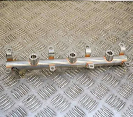 Fuel main line pipe