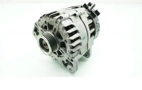 Mercedes-Benz CLA C118 X118 Generator/alternator A0009063903