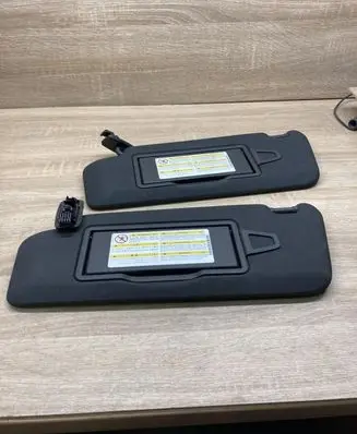 Mercedes-Benz C W204 Sun visor A2218173120