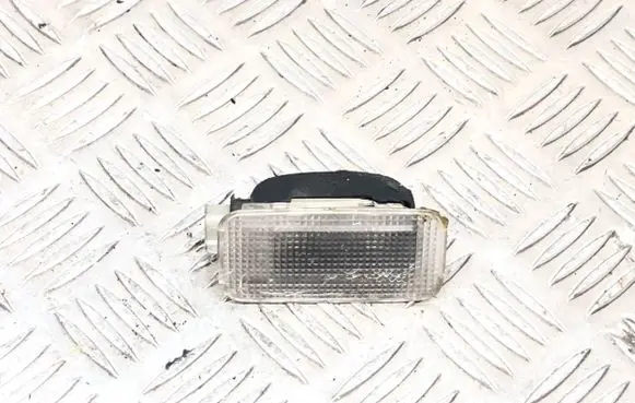 Toyota Avensis T270 Front door interior light 8133005050