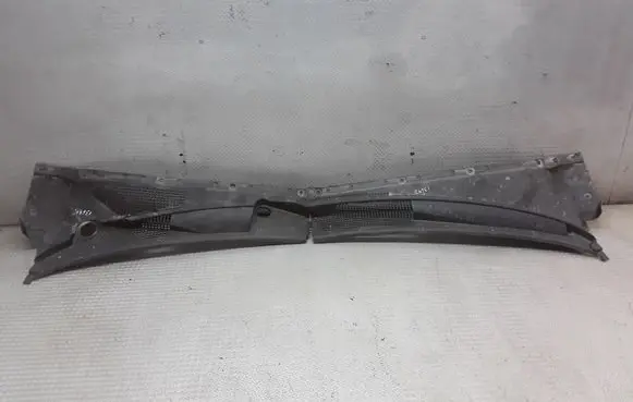 KIA Sorento Wiper trim