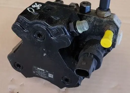 Mercedes-Benz A W169 In-tank fuel pump 0445010096I