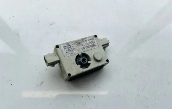 Antenna control unit