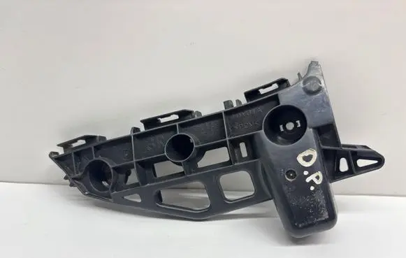 Toyota Prius+ (ZVW40) Front bumper mounting bracket 5211547030