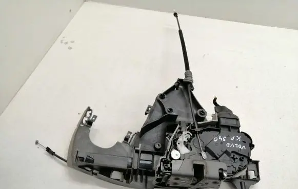 Volvo S40 Front door lock 30784046 2400150