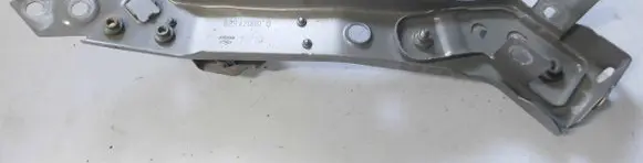 Renault Megane III Fender mounting bracket 6251206D