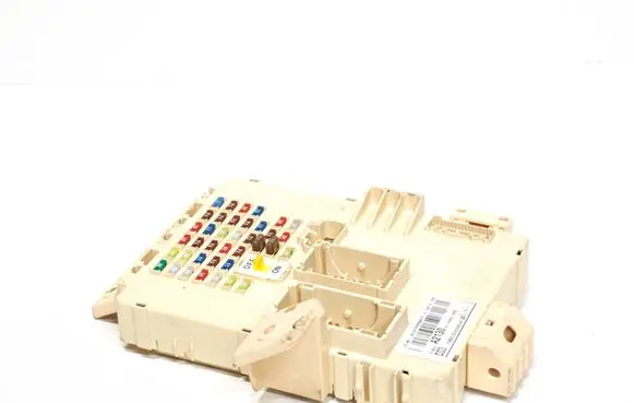 KIA Ceed Fuse module 91950A2130 A21301509030610 1315903022