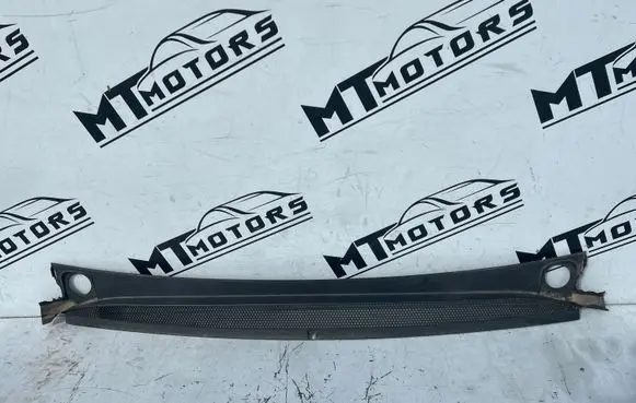 Citroen C4 II Picasso Wiper trim 9675943577
