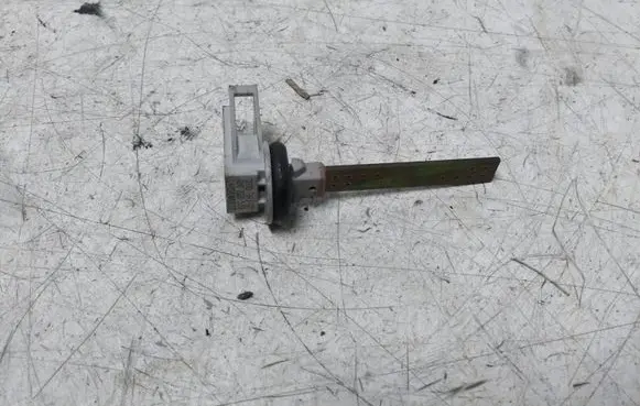 Volkswagen Touareg I Interior temperature sensor 4B0820539