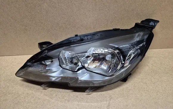 Peugeot 308 Headlight/headlamp 9677523080