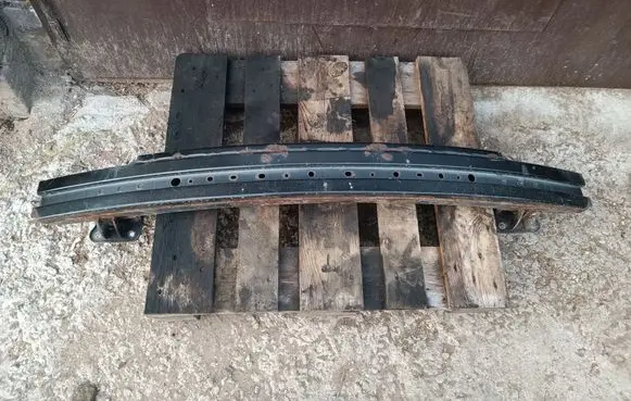 Front bumper cross member