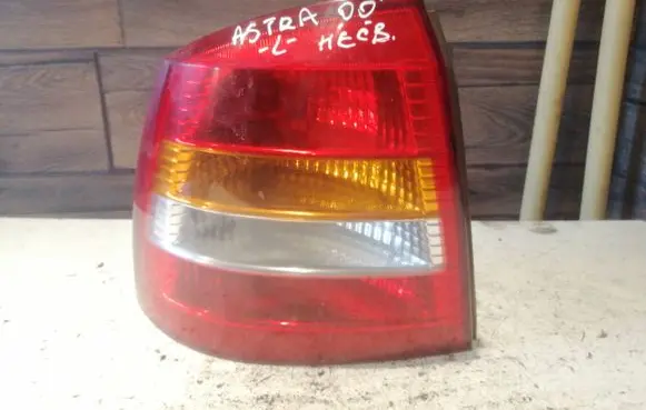 Opel Astra G Tailgate rear/tail lights