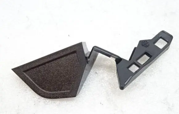 Citroen DS7 Crossback Fender mounting bracket 9819358977