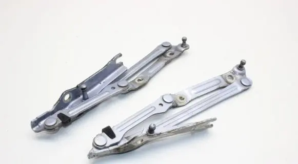 Lexus GS 300 350 430 450H Tailgate/trunk/boot hinge