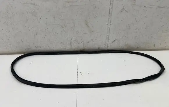 Mazda 3 Trunk rubber seal (body) 