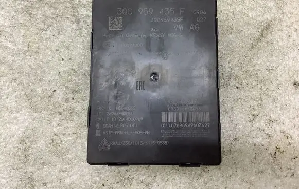 Volkswagen PASSAT B8 Keyless (KESSY) go control unit/module 3Q0959435F 90027000