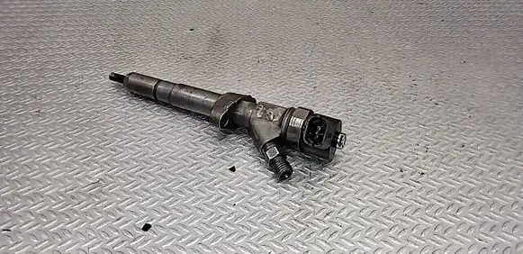 Opel Movano A Fuel injector 0445110063 8200010075
