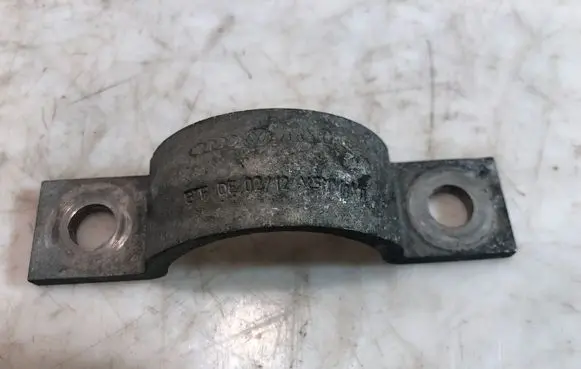 Audi Q7 4L Sway bar bush bracket, rear 7L8511418