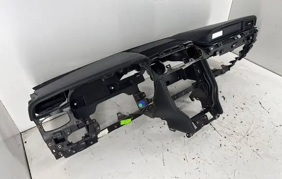 Ford Mustang VI Dashboard FR3B6304318A FR3B13E720R30XD