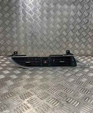 Audi A7 S7 4G Dash center air vent grill 4G2820951F