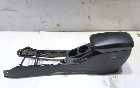 KIA Pro Cee'd I Armrest 846101H9200WQ