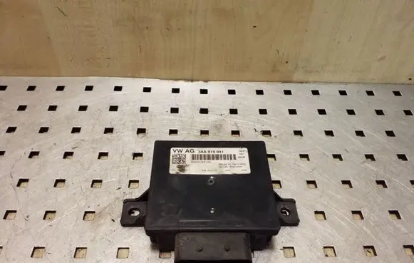 Volkswagen PASSAT B7 Other control units/modules 3AA919041 8ES01045240