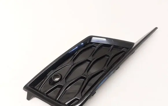 Cupra Ateca Front bumper lower grill 575853665M