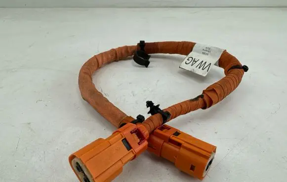 Volkswagen Golf VIII Electric car charging cable 5WA971449
