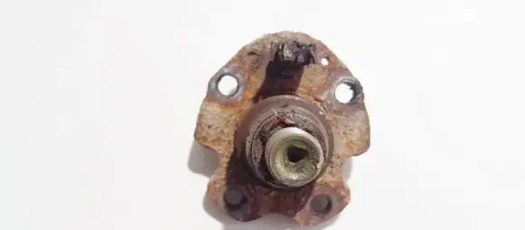 Audi A3 S3 8L Stub axle 