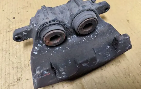 Chrysler 300 - 300C Front brake caliper