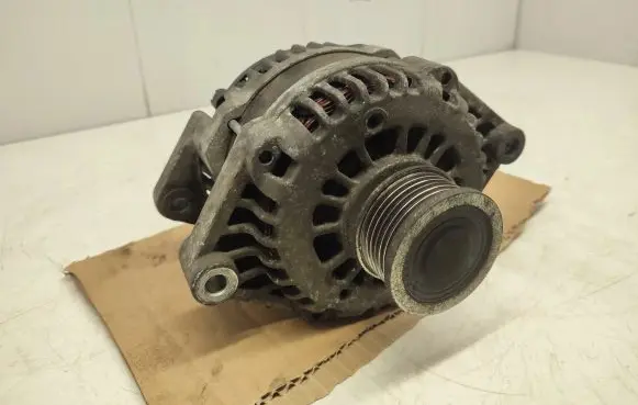 Chevrolet Cruze Generator/alternator 13502580