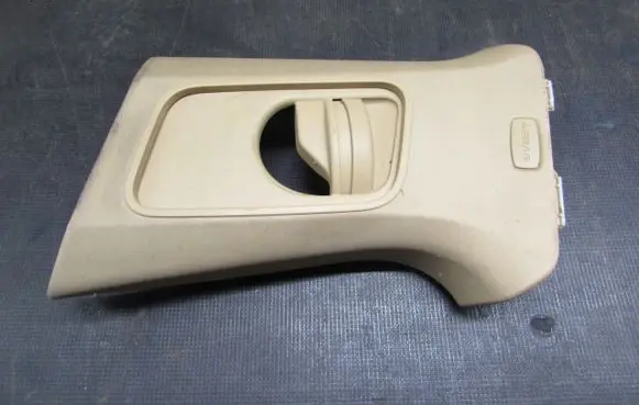 Porsche Panamera (970) (B) pillar trim (top) 