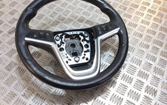 Opel Insignia A Steering wheel 13306881