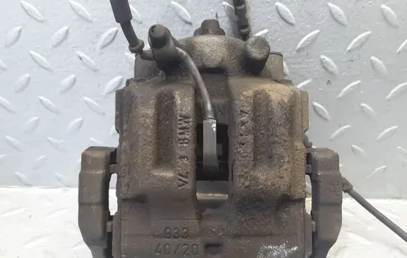 BMW 1 E81 E87 Rear brake caliper 6768694 34216768694
