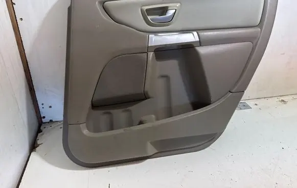 Volvo XC90 Rear door card panel trim 39995391
