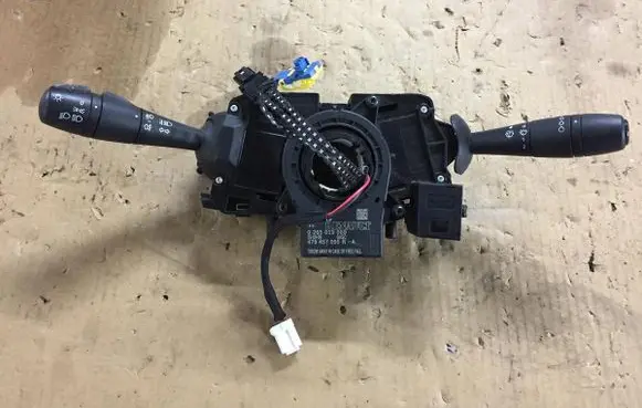 Opel Vivaro Headlight wiper switch 