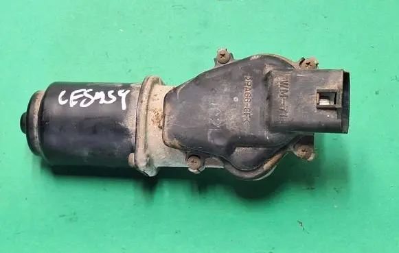 Subaru Legacy Wiper motor 