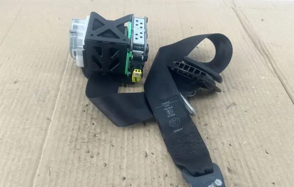 Citroen DS4 Front seatbelt 98026093XX 051099 A05014