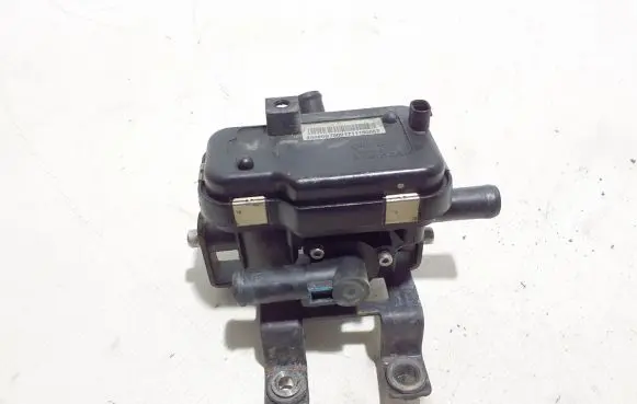 Hyundai Ioniq Electric auxiliary coolant/water pump 25660G7500