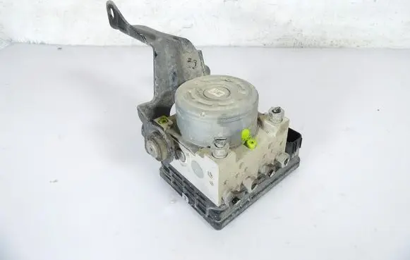 Ford Focus ABS Pump NX61-2B373-CE