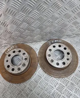 Volkswagen Scirocco Rear brake disc