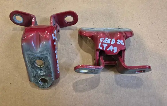 KIA Ceed Rear door hinge set 