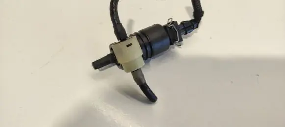 Opel Zafira A Windscreen/windshield washer pump