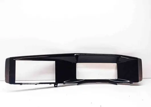 Radio/GPS head unit trim