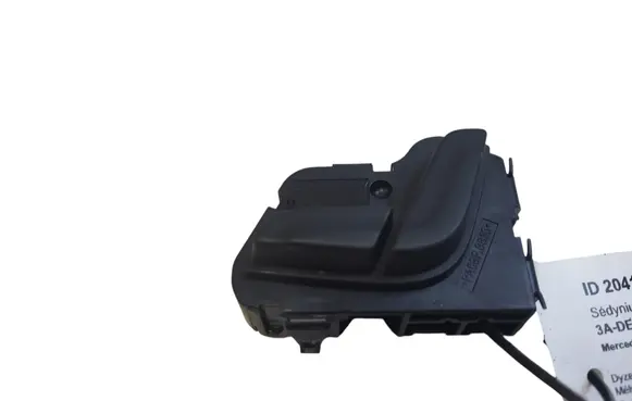 Mercedes-Benz C W204 Seat control switch A2048709010 03463875