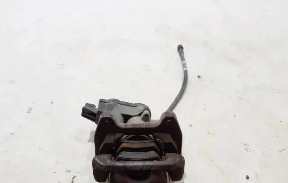 Volvo XC40 Rear brake caliper 31471181
