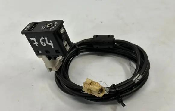 USB socket connector