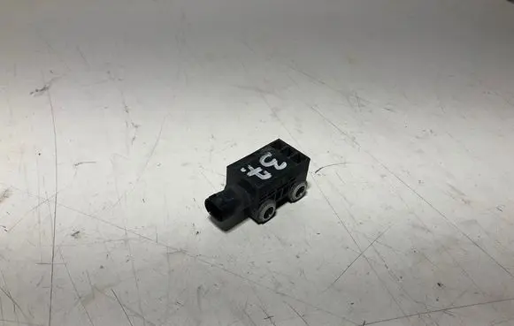 BMW 5 E60 E61 Airbag deployment crash/impact sensor 6964608 036863D3 11010801333